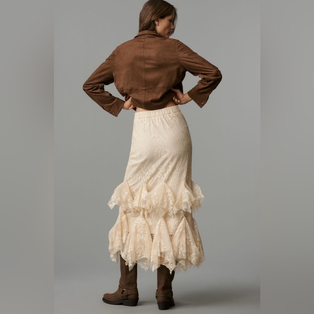 Anthropologie Lace Trimmed Midi Skirt
In: Tan - Picture 3 of 5
